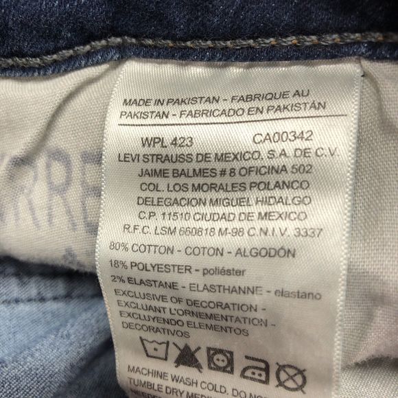 Signature Levi Strauss Womens Denim Jeans Modern Straight Size 10L Irregular - Picture 13 of 16